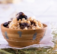 Пшеничная каша с изюмом