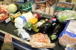 Как откладывать на депозит с продуктовых расходов: простая математика семейного бюджета