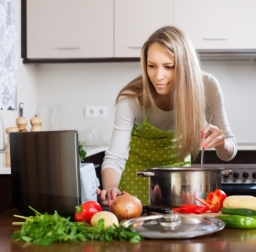 Отличная мультиварка, кухонные и напольные весы в обмен на рецепты!